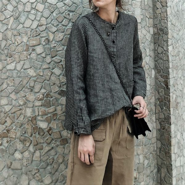 

2020 new women's large art plaid school style round neck long sleeve shirt, White