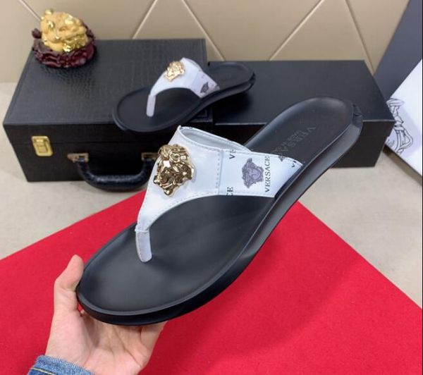 

2019 brand men cuff andal de igner hoe luxury lide ummer fa hion wide flat lippery andal lipper flip flop 38 45