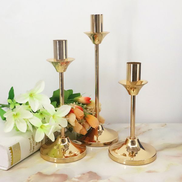 Metal Candle Holder Exquisite Candlesticks Delicate Wedding Table Candle Stand Party Centerpiece Luxury Stand Home Decoration Floating Candle Holders