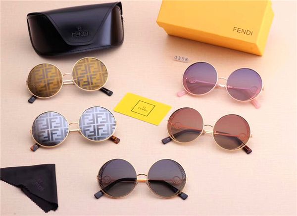 

luxury pollyannes lenses cool sunglasses, for female designers to design the european version of the holiday sunglasses box, White;black