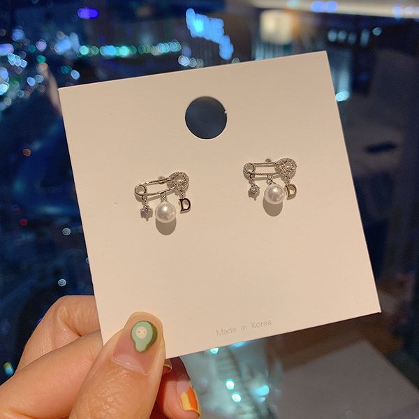 

2019 new arrival geometric metal women trendy stud earrings korean earrings fashion creative girl female jewelry, Golden;silver
