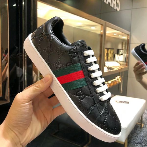 

2019 chic branded men ignature leather neaker de igner women colorful web rubber ole low ca ual hoe with box
