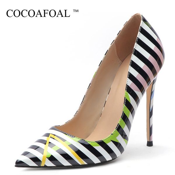 

cocoafoal women's high heels shoes woman wedding shoes plus size party pumps fashion pointed toe pumps patent leather 2019, Black