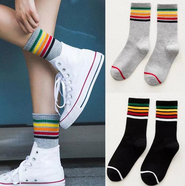 Lässige Crew-Socken mit Regenbogenstreifen, Weihnachtsgeschenke, Herren, Damen, Teenager, leicht, rutschfest, Baumwolle, Unisex, Strümpfe, Strumpfwaren, Unterwäsche, 3 Farben