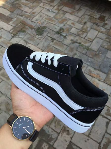 

fashion men and women canvas shoes casual shoes student couple flat bottom shoes black size 35-45