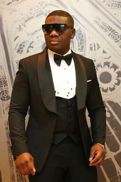 

handsome one button groomsmen shawl lapel groom tuxedos men suits wedding/prom/dinner man blazer(jacket+pants+vest, White;black