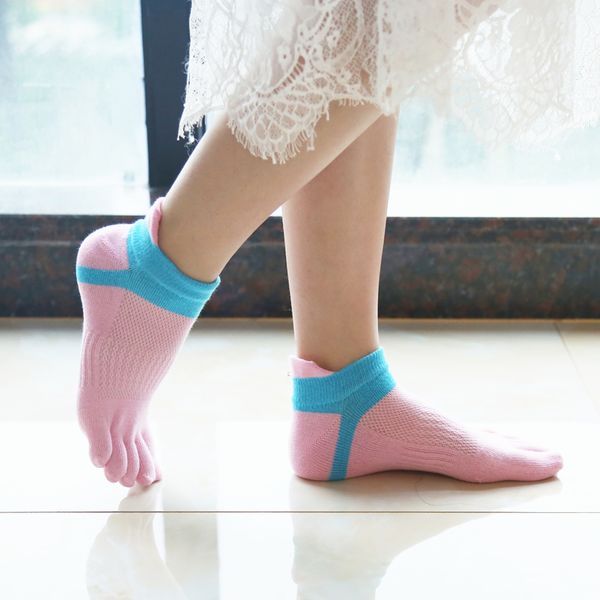 

3 pairs women's five finger socks cotton short tube summer mix colors mesh toe breathable 5 toe socks with separate toes, Black;white