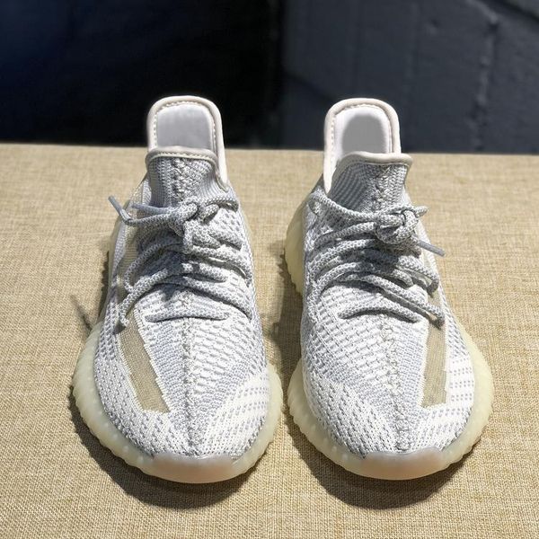 zapatos yeezy 700