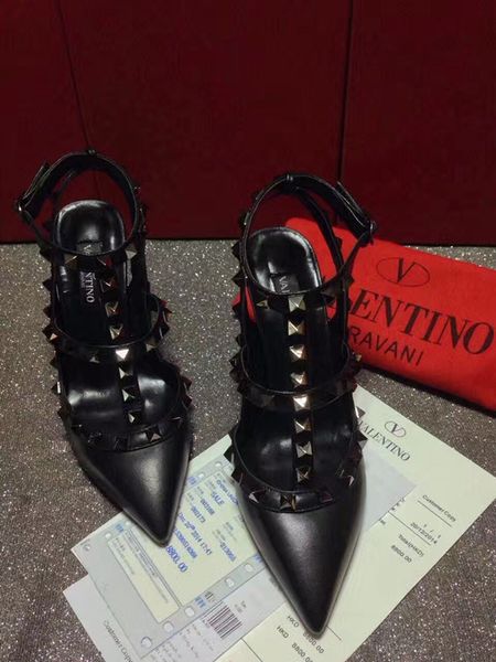 

De igner pointed toe 2 trap with tud high heel patent leather andal women tudded trappy dre hoe high heel luxury hoe