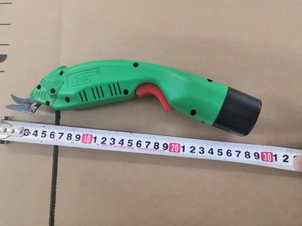 

sewing machine electronic scissors