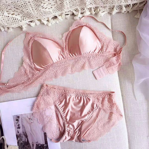 

women bra set wire bra lace floral briefs underwear ice silk wrapped chest two-piece set, Red;black