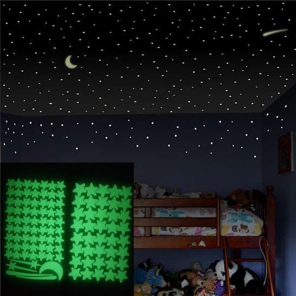 Glow In The Dark Wall Stickers 103Pcs Luminoso Star Moon Cielo stellato fai da te per Baby Kids Camera da letto Soggiorno Stickers murali Home Decor