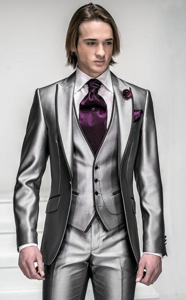 Moda Prata Cinza Noivo Smoking pico lapela Groomsmen Mens Wedding Dress Man Popular Jacket Blazer 3 peça naipe (jaqueta + calça + Vest + empate) 1365