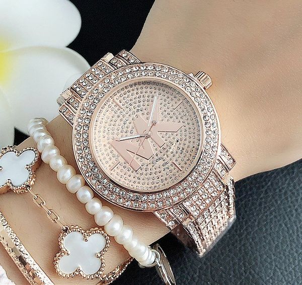 

2020 новая мода случайные женские часы высокого качества из нержавеющей стали цифе