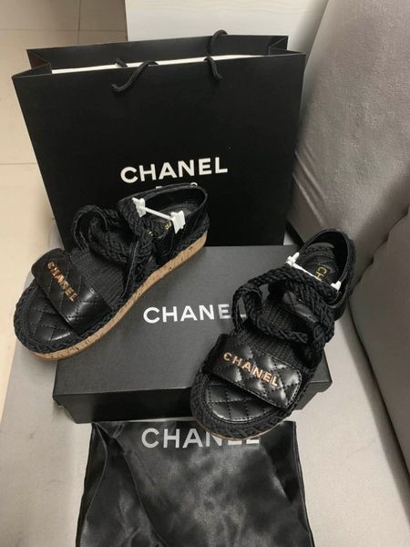 

2019 spring and summer series explosions, Roman style ladies sandals, designer ladies fashion casual sandals slippers with box size 35-41