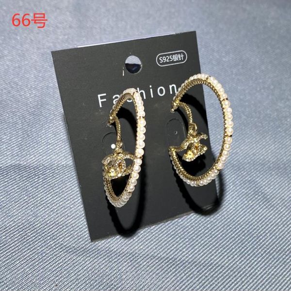 

fashionable and simple small fragrant pearl earrings s925 silver needle fragrant net red pop earrings, Golden;silver