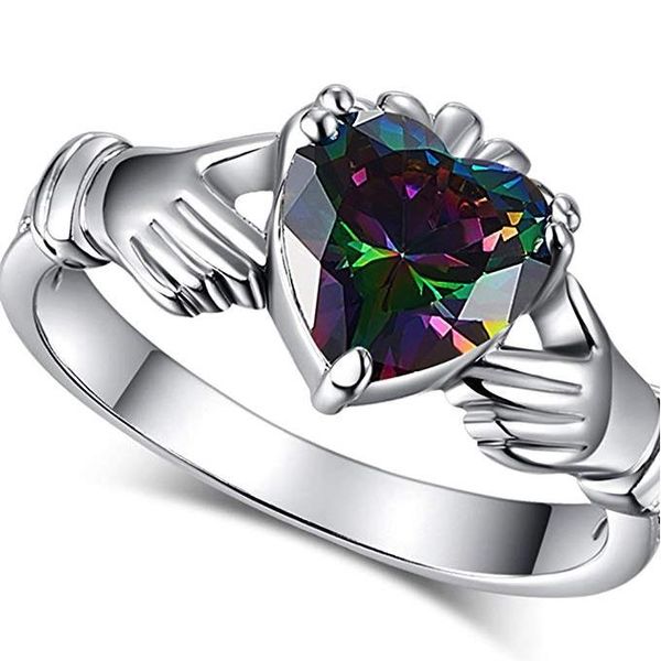 

huitan fashion heart claddagh ring with rainbow cz prong setting silver plated fashion jewelry lover gift rings for women, Slivery;golden