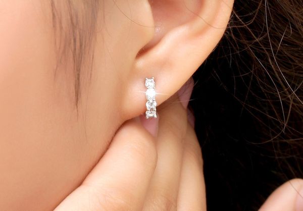 

korean style lover heart ear clip earring for women hollow-end white-gold crystal little round earing fashion jewelry kae088, Silver