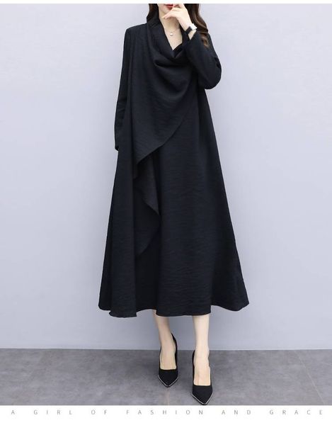 

black long-sleeved dress