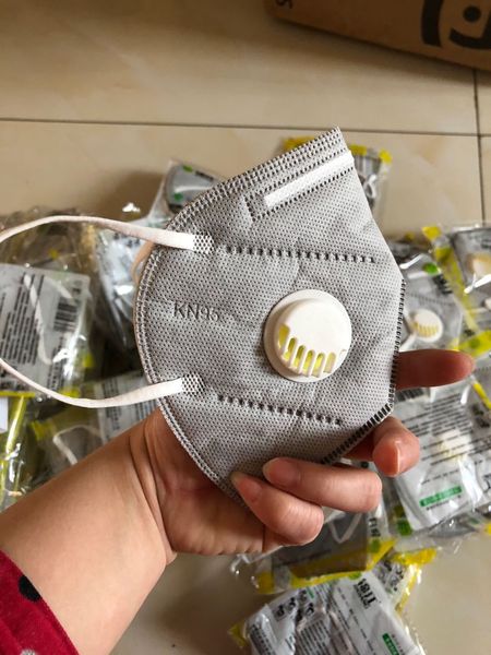 

dhl fast ship folding n95 mask with breathing valve face protective dustproof kn95 masks with self-priming filter seller