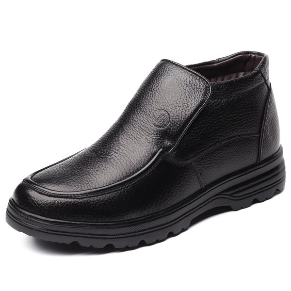 

2018 newly man genuine leather boots winter leather snow shoes wool inner anti slip father ankle boots 38-44 man snow, Black