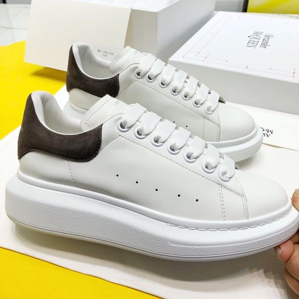 

platform men's and women's shoes wild vintage luxury white shoes star thick bottom leather reflective sneakers 19, Black