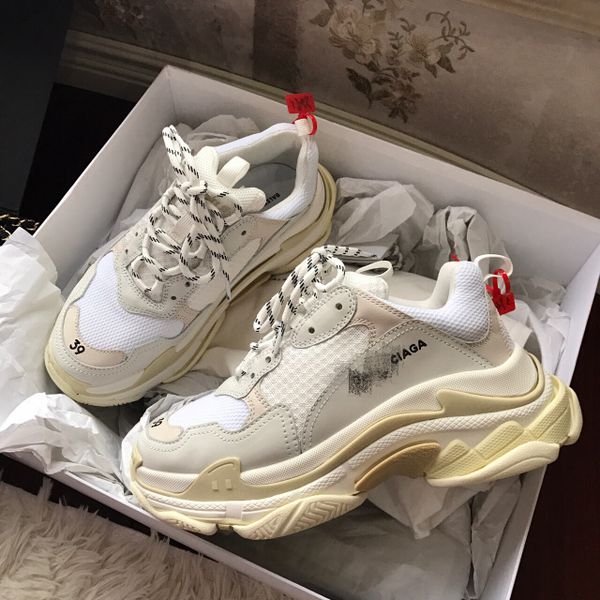 

2020 fw balÃ¨ncÃ¬aga triple s retro sneaker mens fashion vintage kanye west old grandpa trainers design mens womens casual shoes 36-45