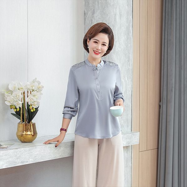 

mothers' long sleeve suit middle-aged 40 years old 50 western style middle-aged and elderly women autumn base shirt 2020, White
