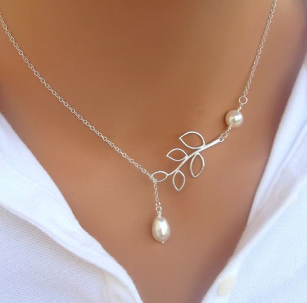 

2018 fashion pearl pendant necklace fashion leaf imitation pearls drops cross necklace for women jewelry gift party, Silver