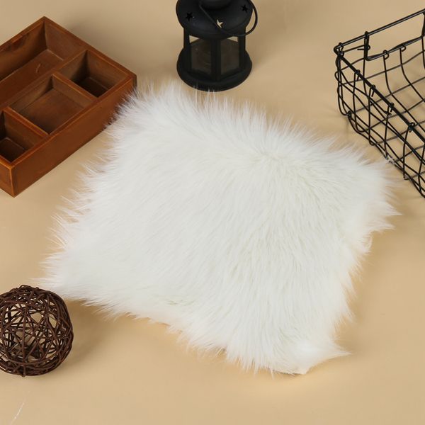 

1pc 30cm square imitation wool plush soft carpet mat area rug home decorations