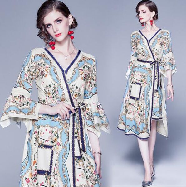 

autumn new women's retro print trumpet sleeves waist elegant skirt, Black;gray