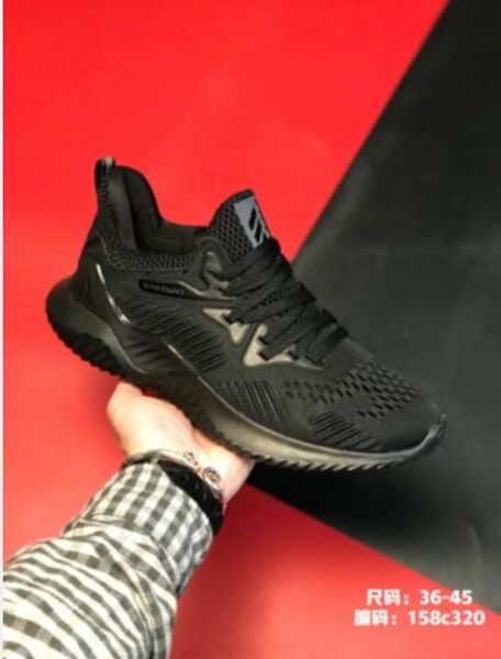 

new mesh men's running shoes women's perforated breathable jogging casual sneakers male designer sneakers 36-45, Black