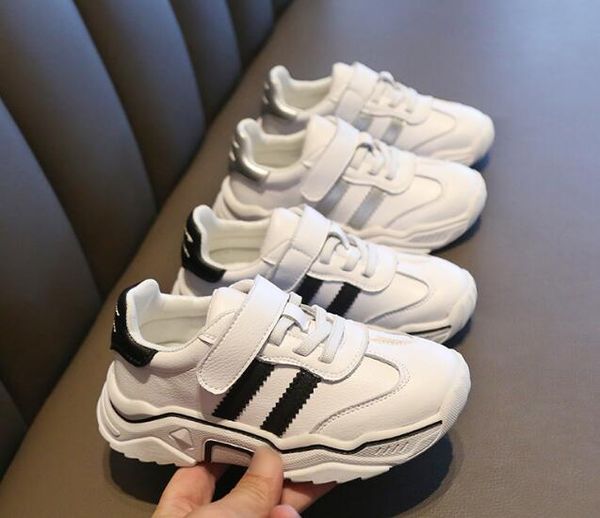 

in early autumn of 2019, girl's leather breathable shoes magic sticking net red boy's leisure kick-proof shoes wl909, Black