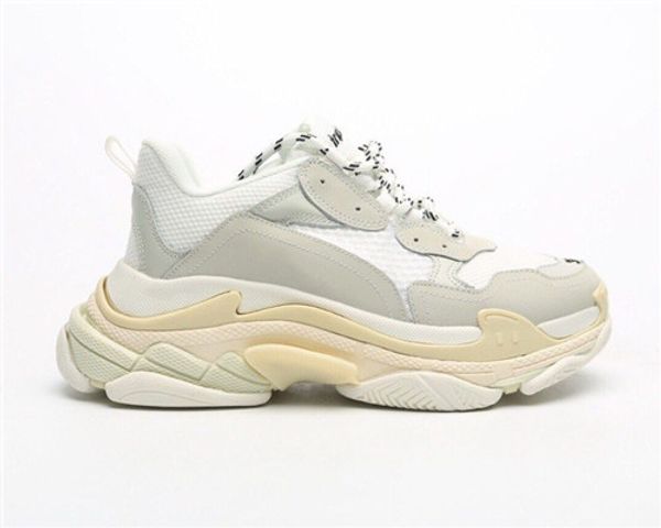 

2020 designer paris 17fw triple s sneakers for men women black red white green dad shoes g3