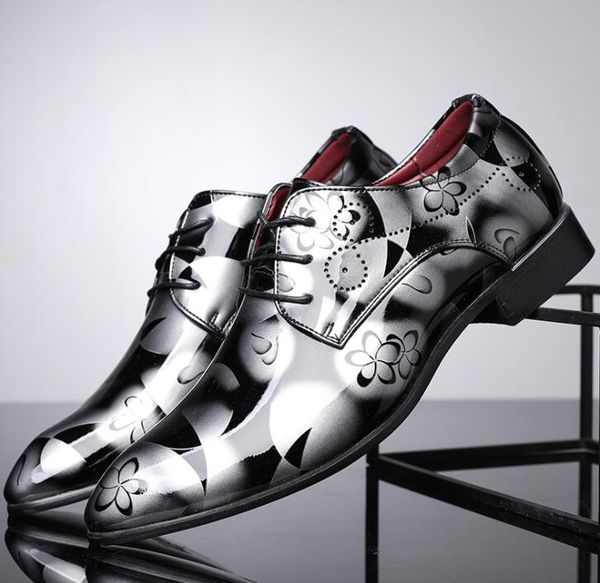 

luxury designer pionted toe patent leather shoes red black dress wedding shoes 2018 new spring men's flats oxfords for suits party size