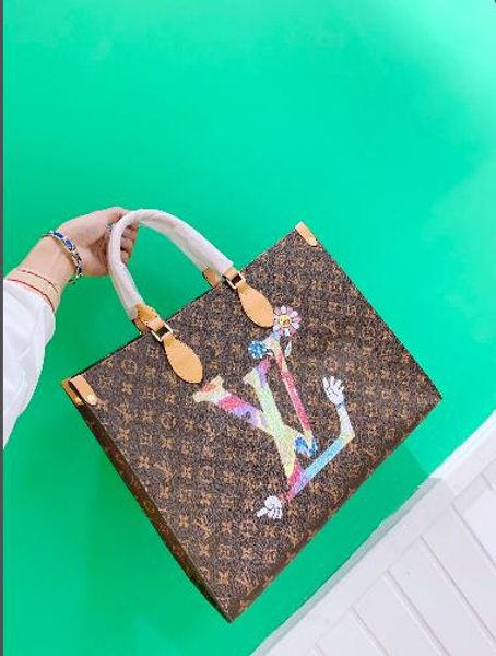 

latest double-sided shopping bag 19 new hand bill of lading shoulder bag classic old lady cartoon design