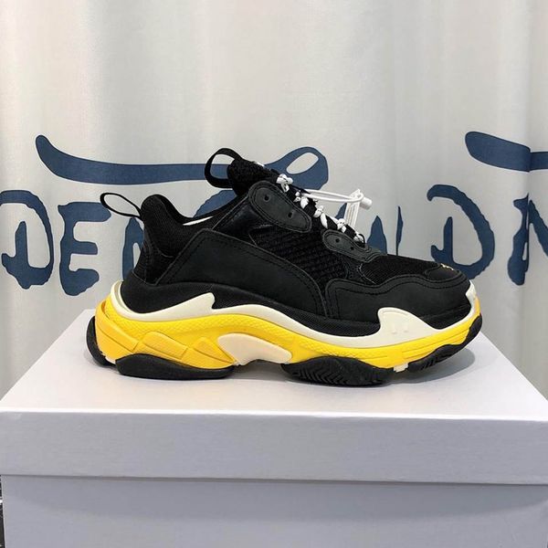 

35 color have black sneakers superstar mans shoes triple s sneakers woman mens designer shoes size 35-45 model zx05