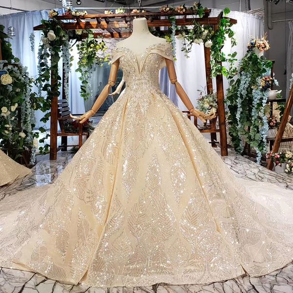 

2019 балное плае вадебне пла мила е пинки  плеа  коѬокими Ѭђкавами  White