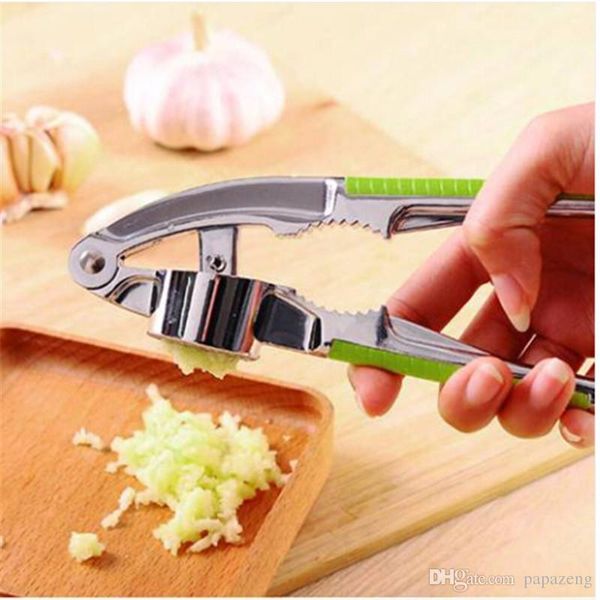 

2018 wholesales garlic press hand presser crusher ginger squeezer slicer masher kitchen tool