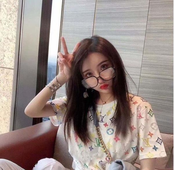 

Женская футболка тройники хип-хоп новый lOuis vUitton Gucci футболка