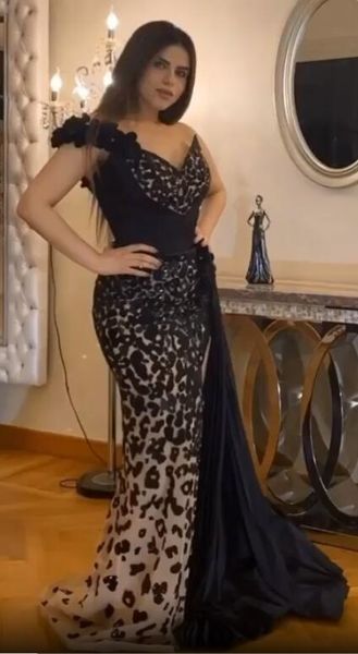 

aso ebi 2020 arabic black mermaid evening dresses lace high split prom dresses illusion formal party second reception gowns zj305, Black;red
