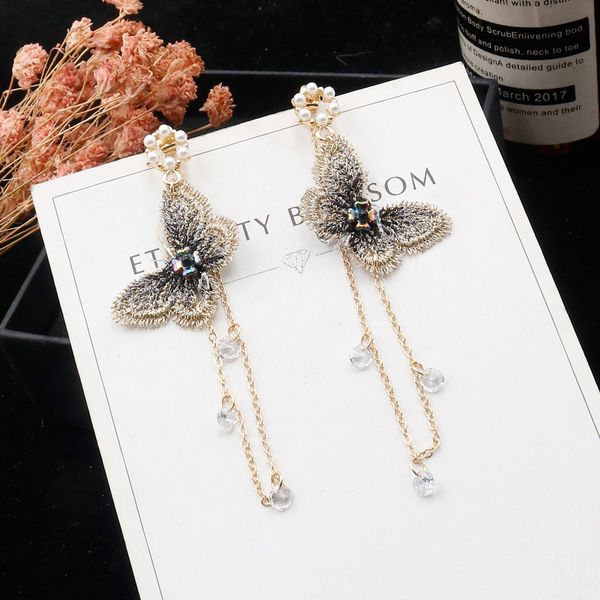 

japanese and korean-style simple personality golden butterfly clip-on earrings net red fashion temperament hipster exaggerated-style long st