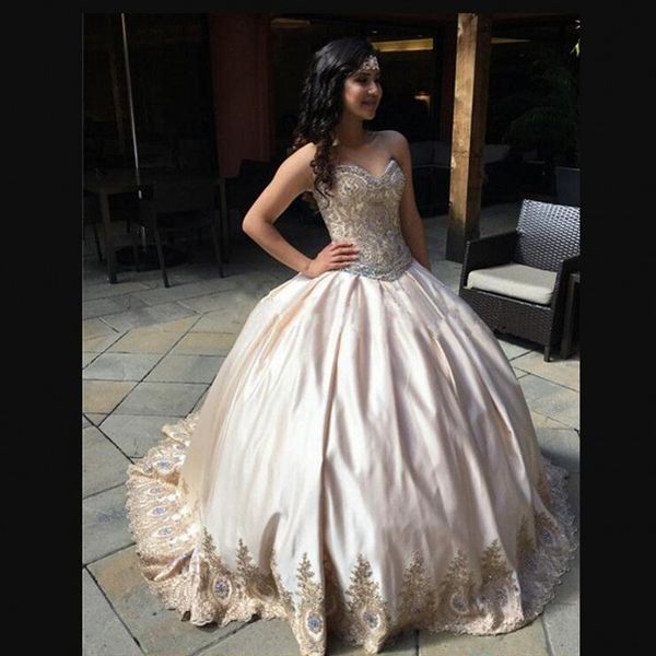 

new fashion ball gown prom dresses lace appliques sweep train zipper back elegant evening dresses satin women party gowns, Black;red