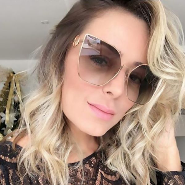 

качество luxury eoome 2020 дизайнера sugnlass женщина старше размером sunglass мода нового дизайн лучшего качеством с оригинальным случае бы, White;black