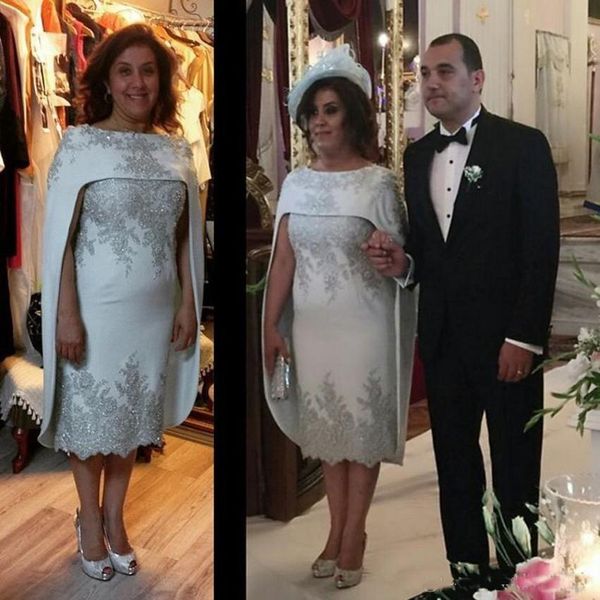 

Gorgeous Silver Lace Appliqued Mother of the Bride Dresses With Cap Formal Dress Women Middle East Dubai Formal Mother's Gowns