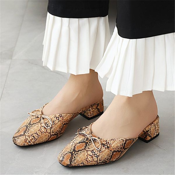 

summer lady sandals slippers serpentine slip on pointed toe women outdoor slipper shoes woman slides size 32-43, Black