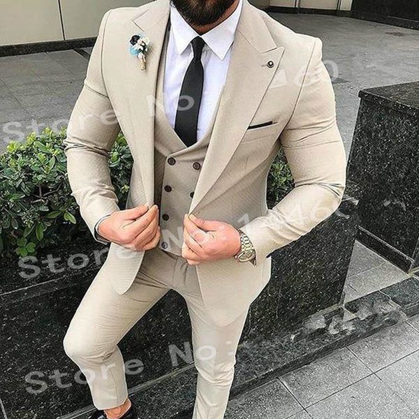 Popular One Button Beige Groomsmen Peak Lapeel noivo Tuxedos 3 peças Men Suits Wedding Wedding/Prom Man Blazer Jaqueta