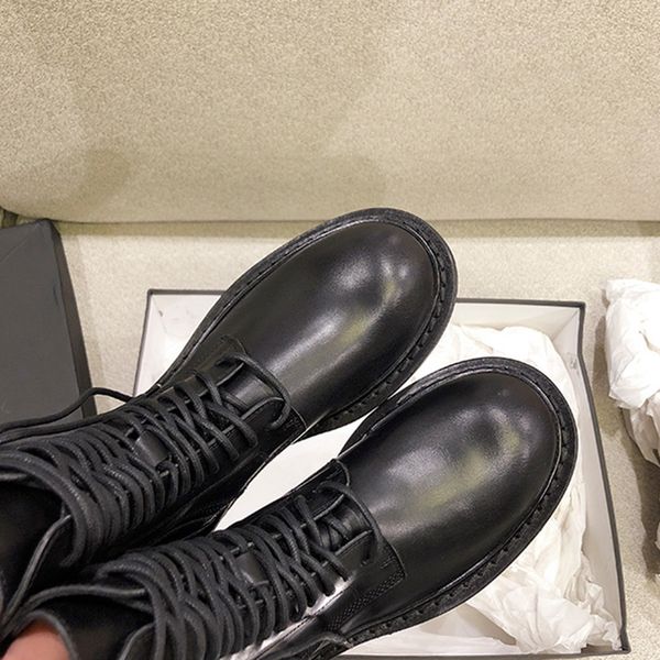 

personalityann autumn and winter ladies boots lace-up patent leather fashion wild martin boots motorcycle shoes original packaging