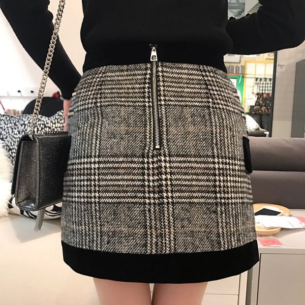 

new autumn and winter style high waist skirt, Black