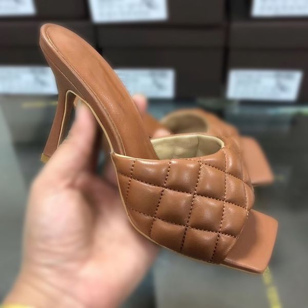 

with box sneaker casual shoes trainers fashion sports shoes leather boots sandals slippers vintage air for woman b1805, Black